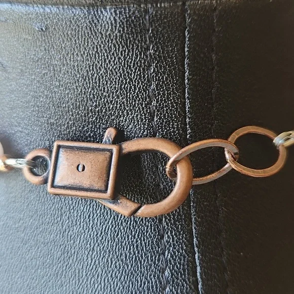 Lee Sands remake in Pink. - Picture 4 of 4